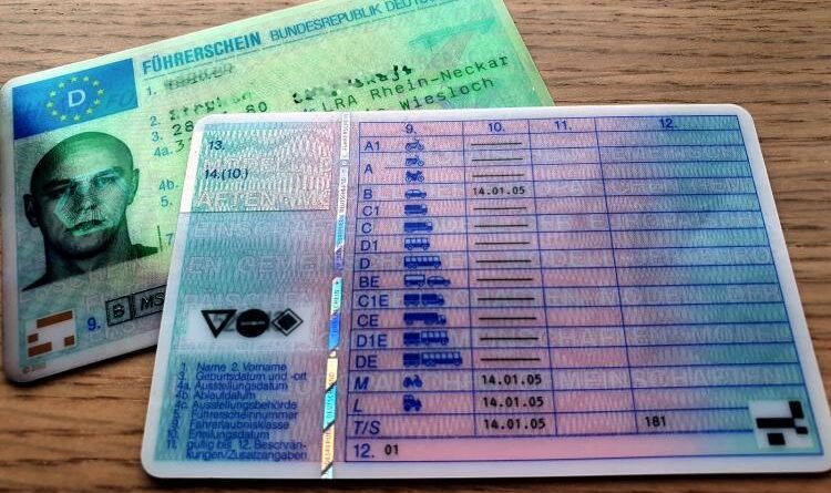 Скільки коштує отримати права водія в Німеччині